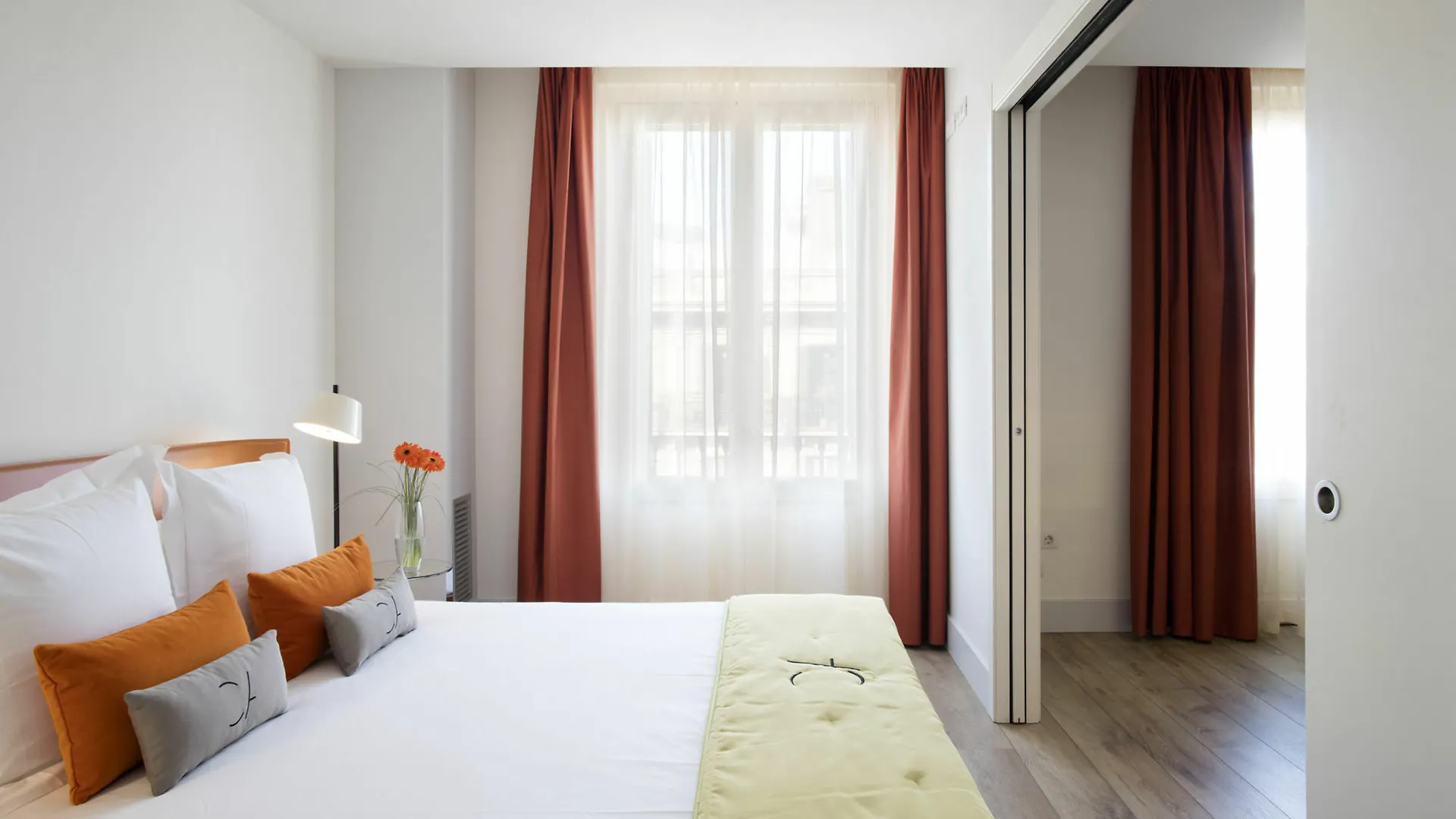 Cosmo Apartments Passeig De Gracia Barcelona Spain