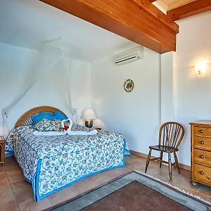 https://las-escaleras-juan-70-b.balearic-islands.net